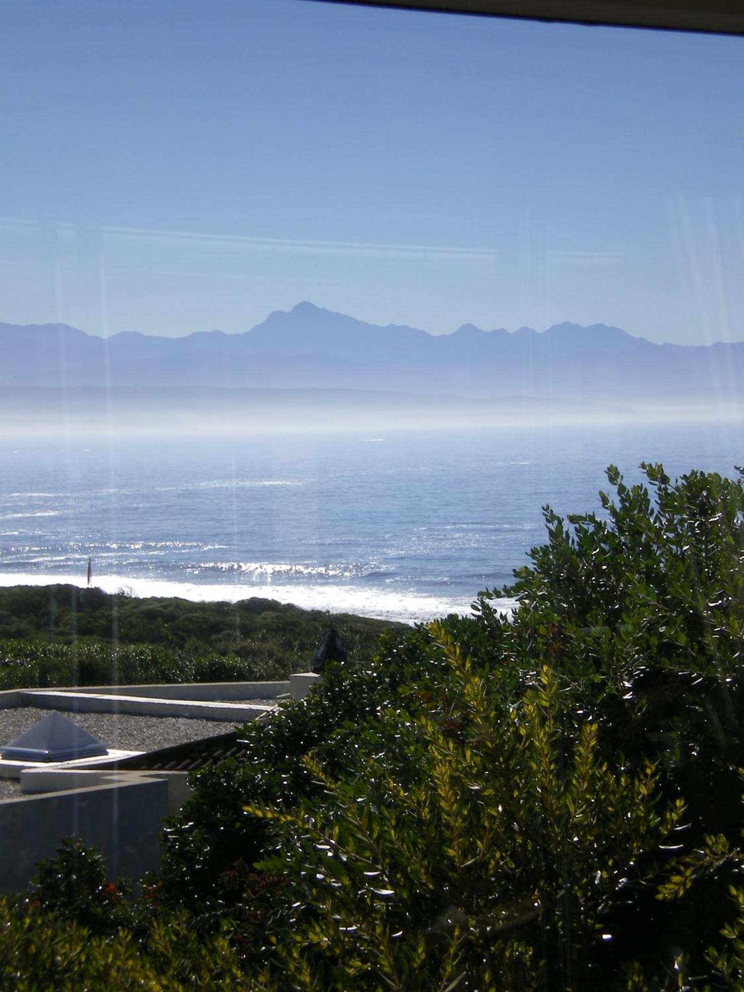 Dolphins' Playground Beachfront B&B Plettenberg Bay Δωμάτιο φωτογραφία